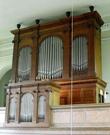 L'orgue Joseph Callinet de Sermersheim.Photo de
        François Comment, 09/2005.