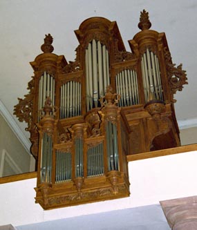 L'orgue le 07/08/2000, à peu près sous le même angle.